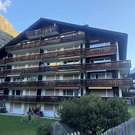 Haus Granit With Matterhorn View *