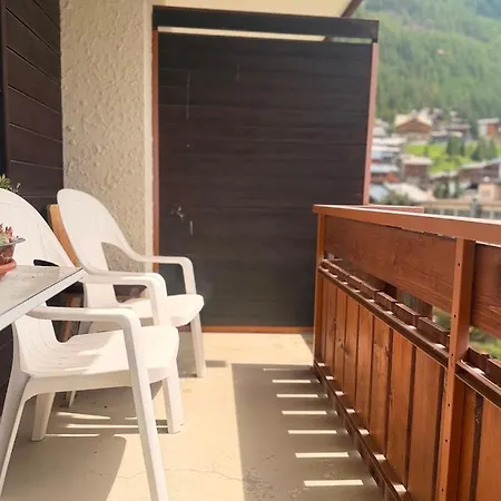Haus Granit With Matterhorn View